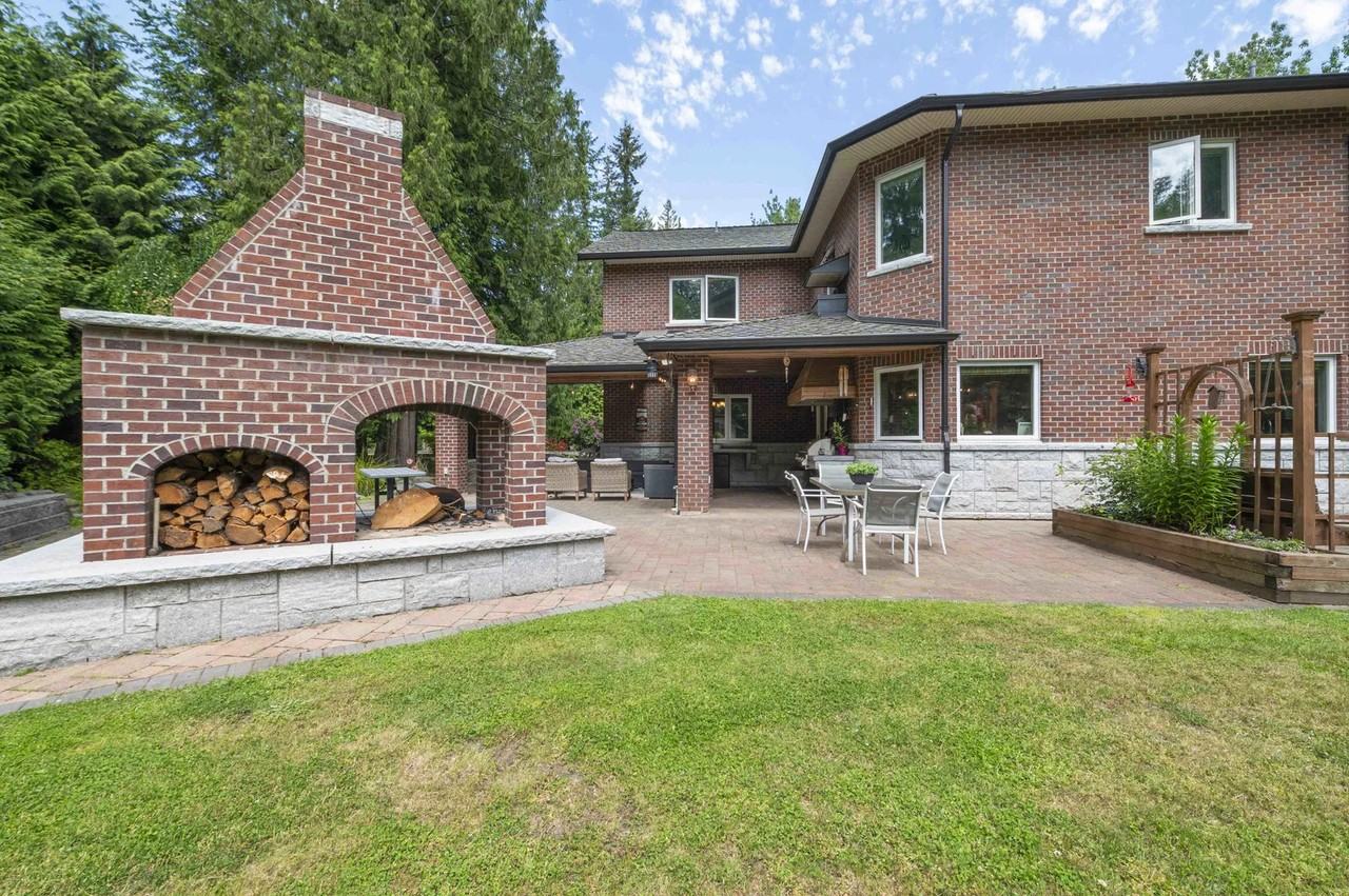 24390 63 Avenue - Photo 3 of 25