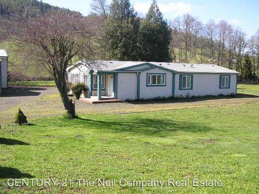 18096 Dixonville Rd - Photo 2 of 14