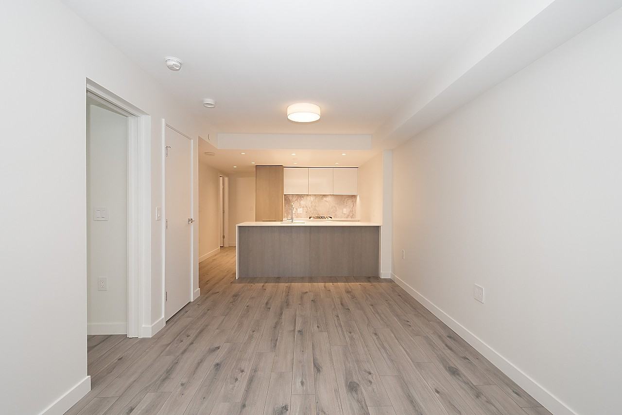 1107 Richards Street - Photo 4