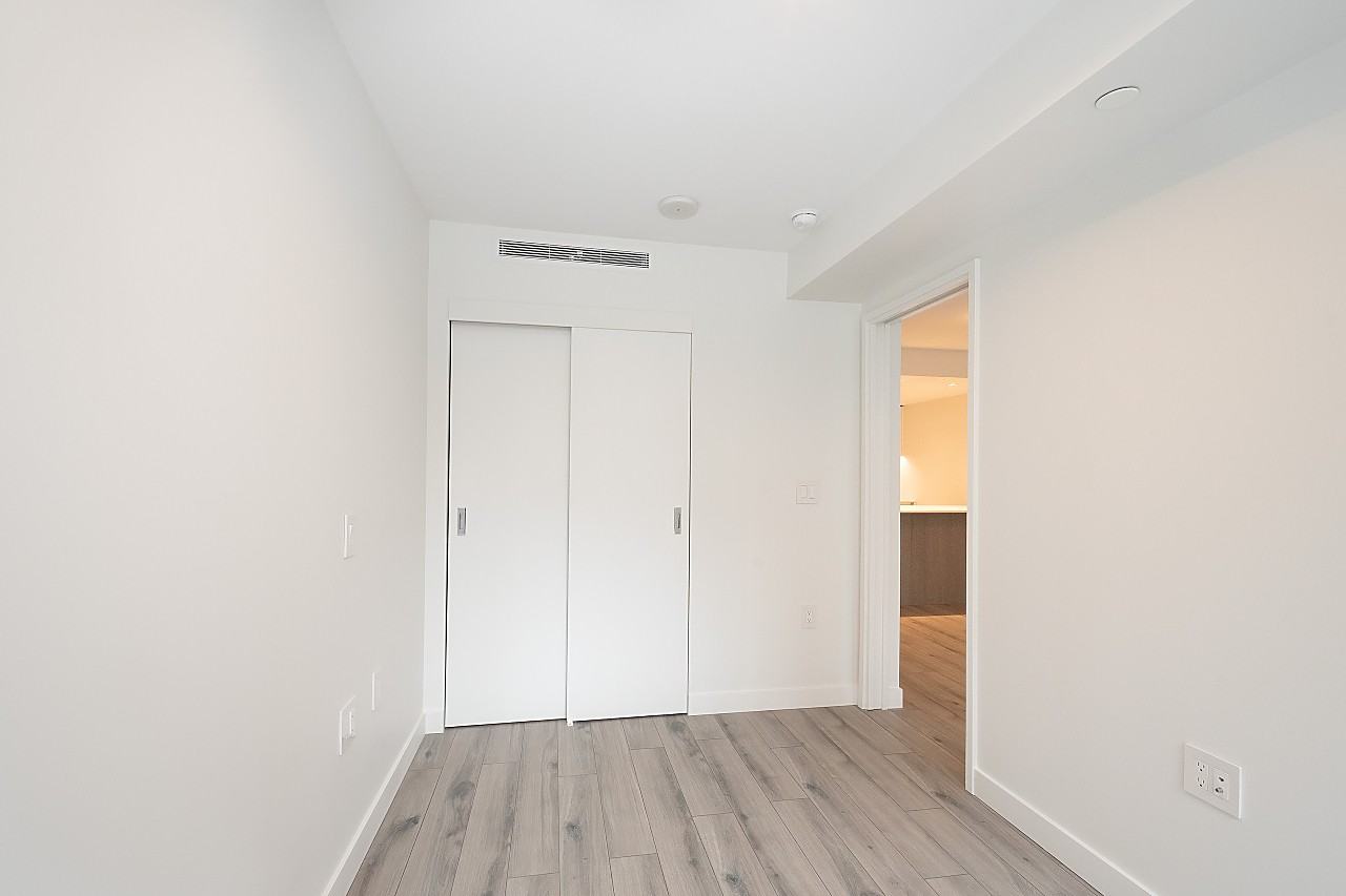 1107 Richards Street - Photo 5