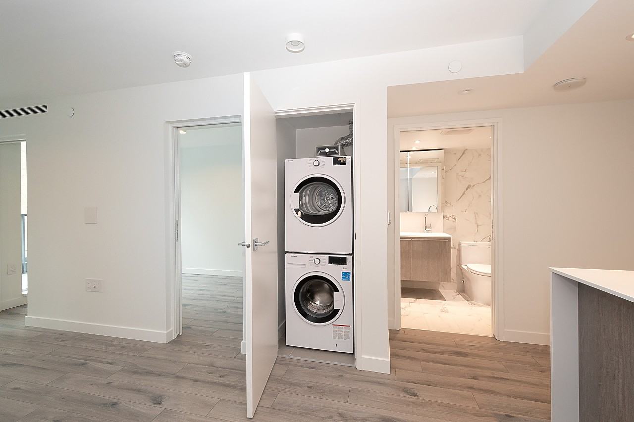 1107 Richards Street - Photo 6