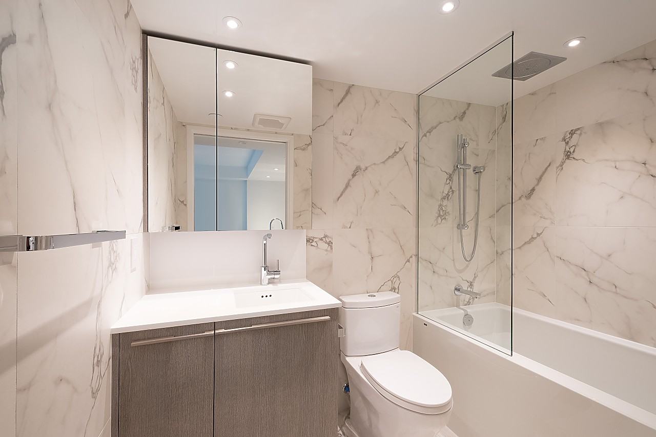 1107 Richards Street - Photo 10