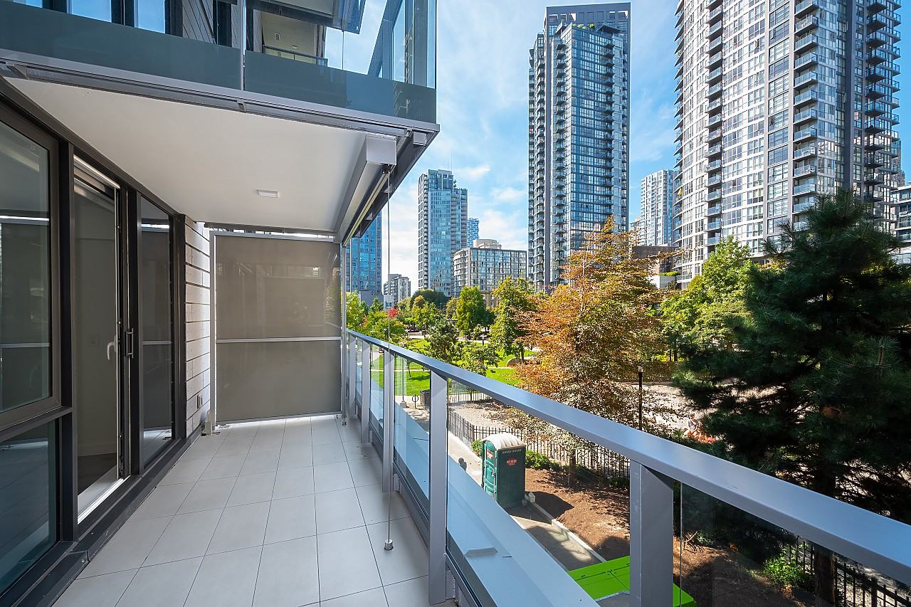 1107 Richards Street - Photo 13