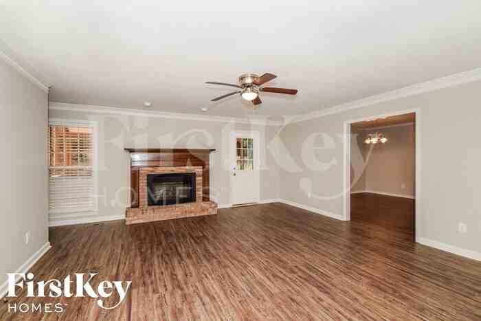 1482 Secretariat Dr - Photo 3 of 15