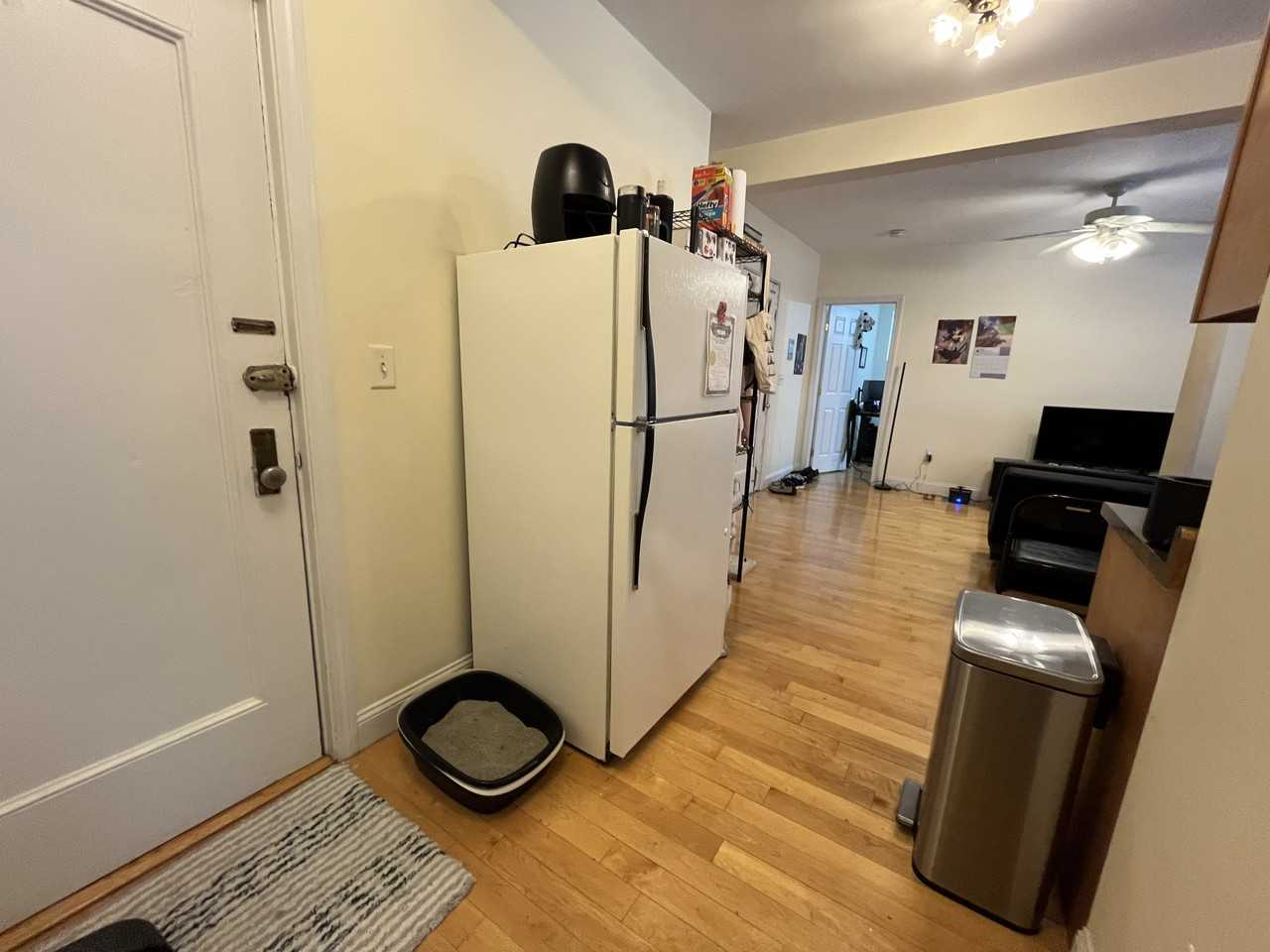 1555 Beacon St #2 - Photo 6 of 20