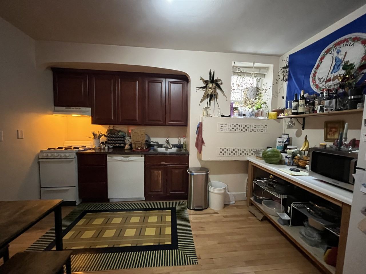 1555 Beacon St #1 - Photo 4 of 30