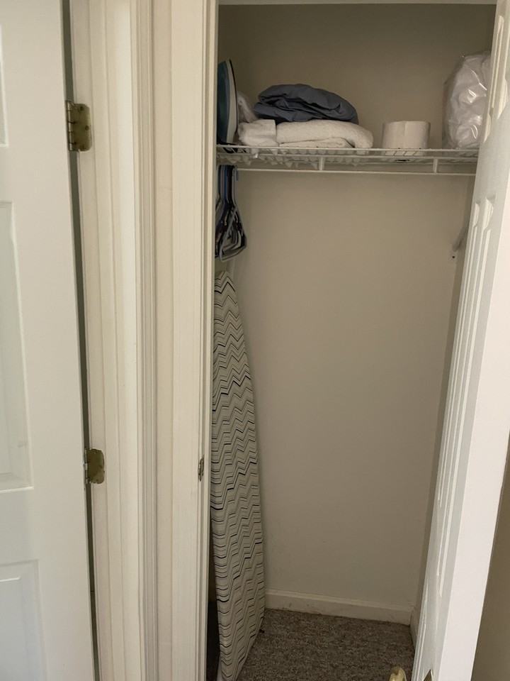 834 State St #9 - Photo 5 of 9