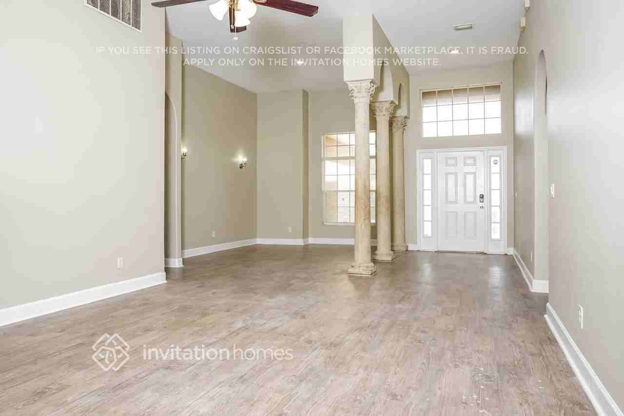 1250 Fraser Pine Blvd - Photo 4 of 17
