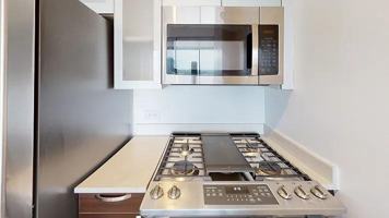 featured image of Columbus Ave #PH2H