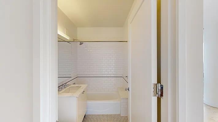 Columbus Ave #25P - Photo 3 of 20