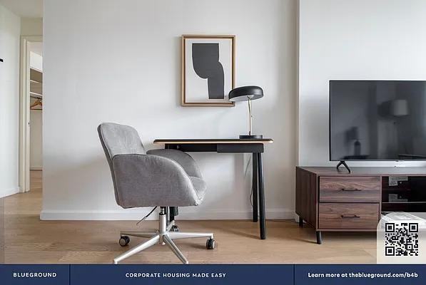 W 94th St #9I - Photo 5 of 20