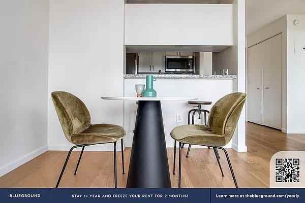 W 94th St #9I - Photo 7 of 20