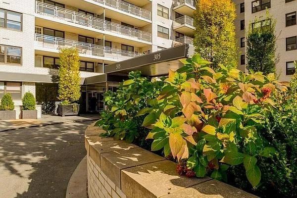 E 86th St #16DW - Photo 4 of 20