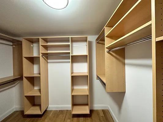 E 86th St #9DEW - Photo 6 of 20