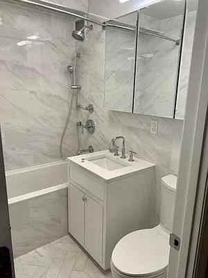 E 86th St #16FW - Photo 6 of 20