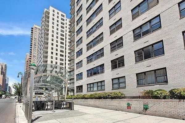 E 86th St #14PE - Photo 7 of 20