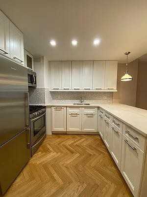 E 86th St #2EW - Photo 3 of 15