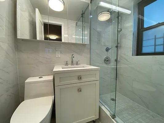 E 86th St #2EW - Photo 4 of 15