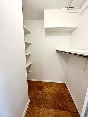 E 86th St #11EE - Photo 3 of 20