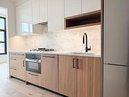 Huron St #8AE - Photo 3 of 15