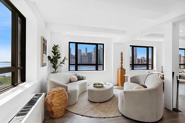 Columbia Hts #709 - Photo 2 of 20