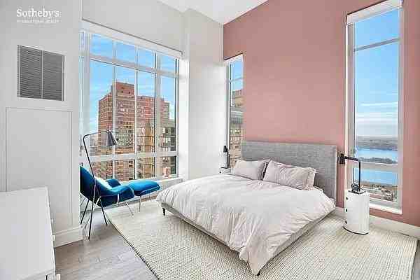 E 95th St #27C - Photo 4 of 20