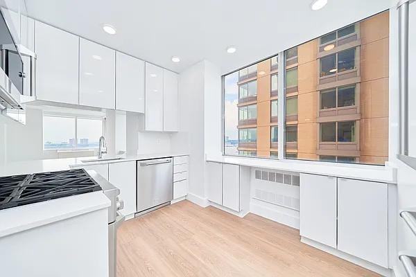 Riverside Blvd #PH1C - Photo 5 of 20