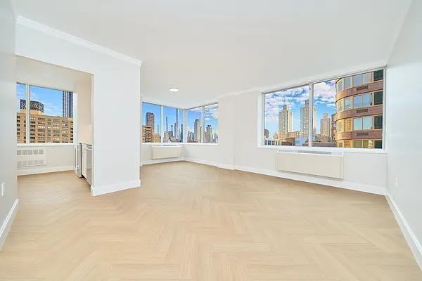 Riverside Blvd #25E - Photo 3 of 20