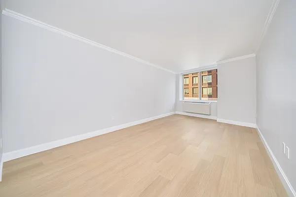 Riverside Blvd #17C - Photo 2 of 20