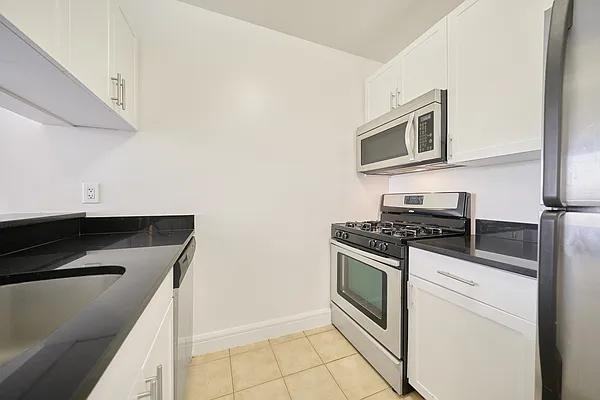 Riverside Blvd #310 - Photo 6 of 11