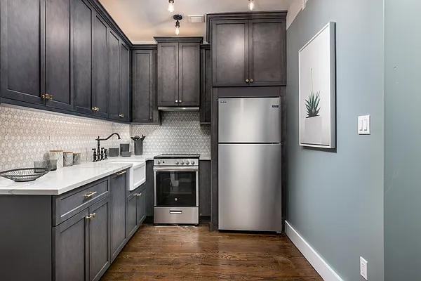 Kent Ave #608 - Photo 2 of 20