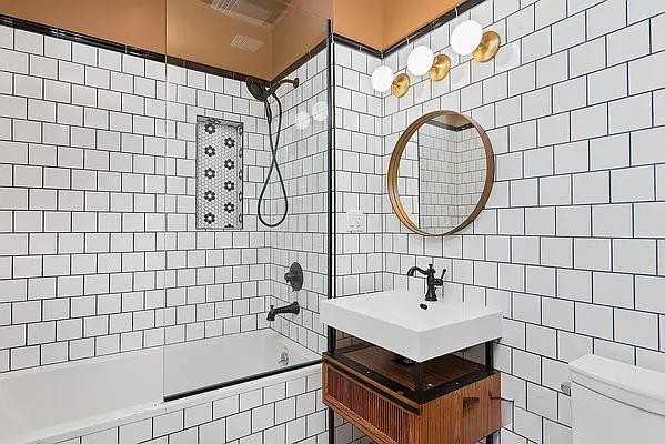 Kent Ave #407 - Photo 4 of 20