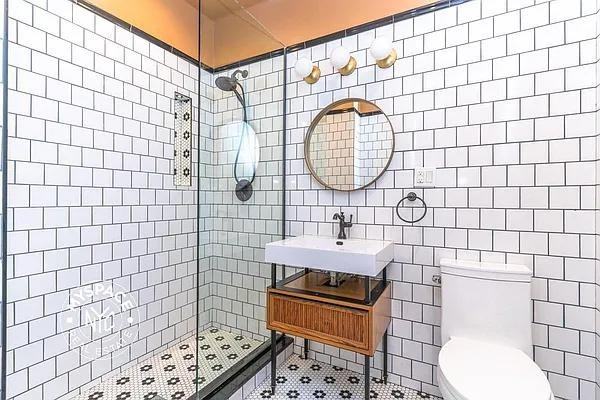 Kent Ave #501 - Photo 4 of 20