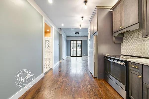 Kent Ave #609 - Photo 2 of 20