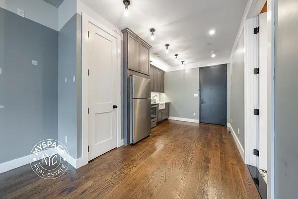 Kent Ave #609 - Photo 5 of 20