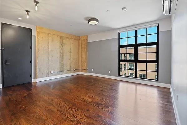 Kent Ave #601 - Photo 3 of 20