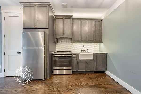 Kent Ave #515 - Photo 3 of 20