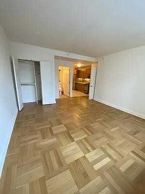 W 63rd St #1203 - Photo 4 of 20