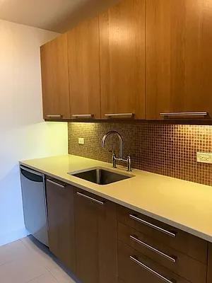 W 63rd St #912 - Photo 2 of 20