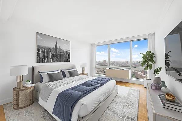 E 96th St #35B - Photo 4 of 16