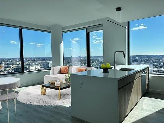 Commercial St #29H - Photo 2 of 14