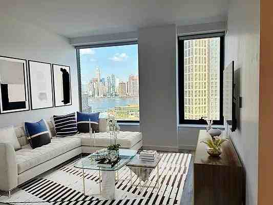 Commercial St #35B - Photo 2 of 12