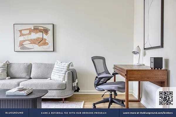 W 77th St #7L - Photo 4 of 20