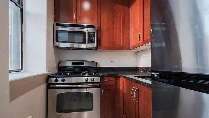 W 77th St #12M - Photo 4 of 20