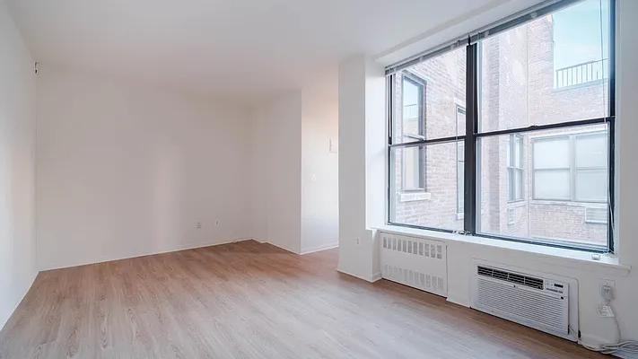 W 77th St #04A - Photo 7 of 20