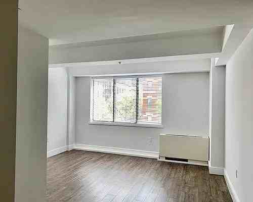 E 91st St #0204 - Photo 2 of 13