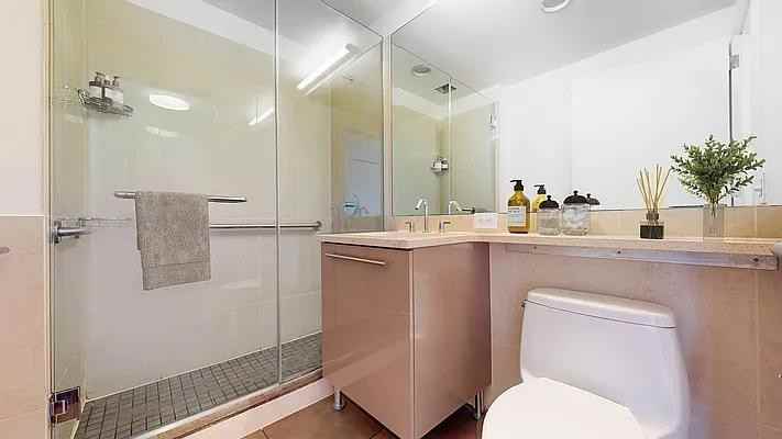 W 93rd St #20C - Photo 6 of 20