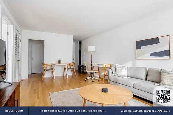 Columbus Ave #15B - Photo 4 of 20