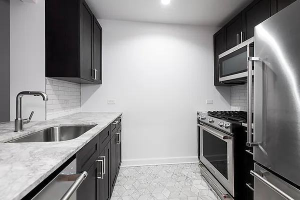 W End Ave #2013 - Photo 4 of 20