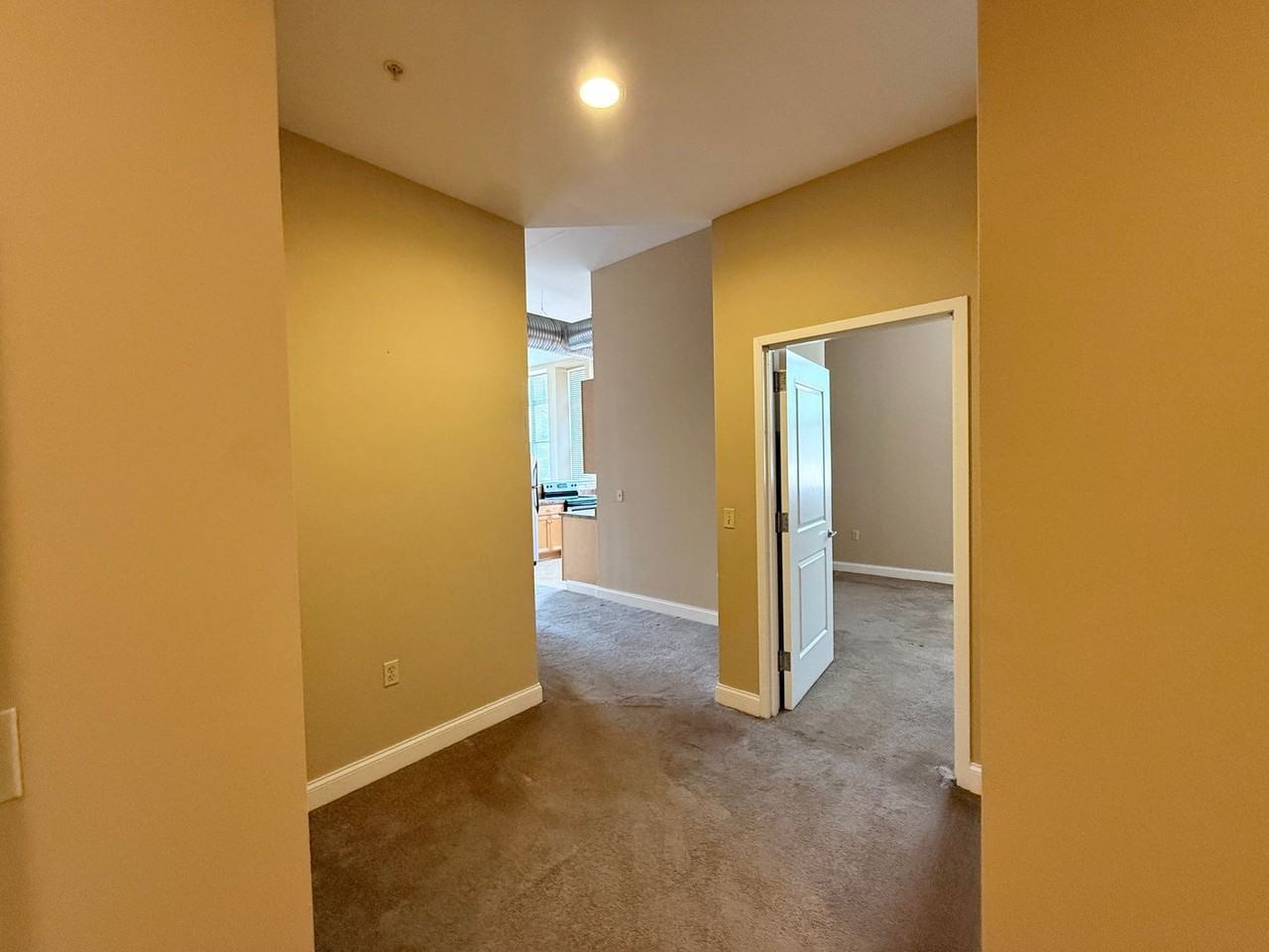 11 Fremont Street - Photo 2 of 29